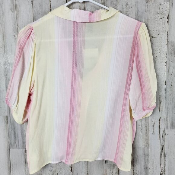 Forever 21 Sunshine Striped Crop Top Size Small - Picture 2 of 9